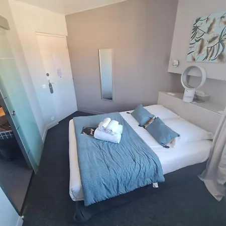 De Charme Le Sens Hotel