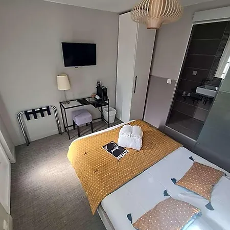 Le Sens Hotel