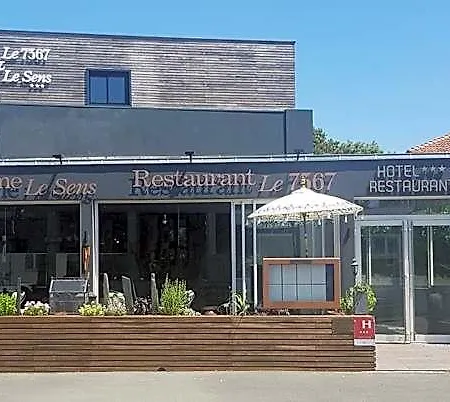 Le Sens Hotel