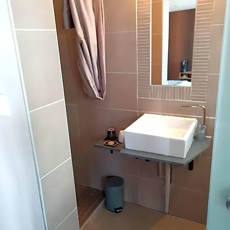 Le Sens Hotel