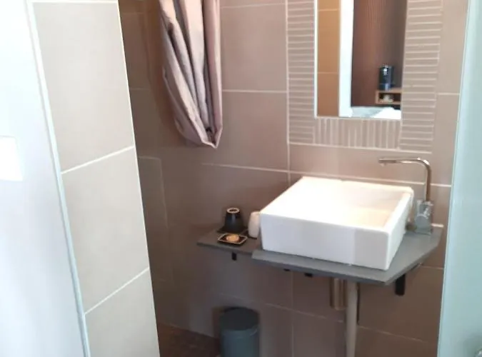 De Charme Le Sens Hotel 3*